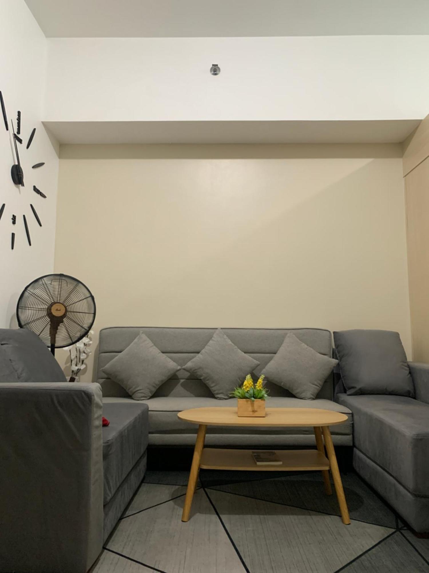 Amazing At Smdc Light Residences Boni Avenue Mandaluyong *
